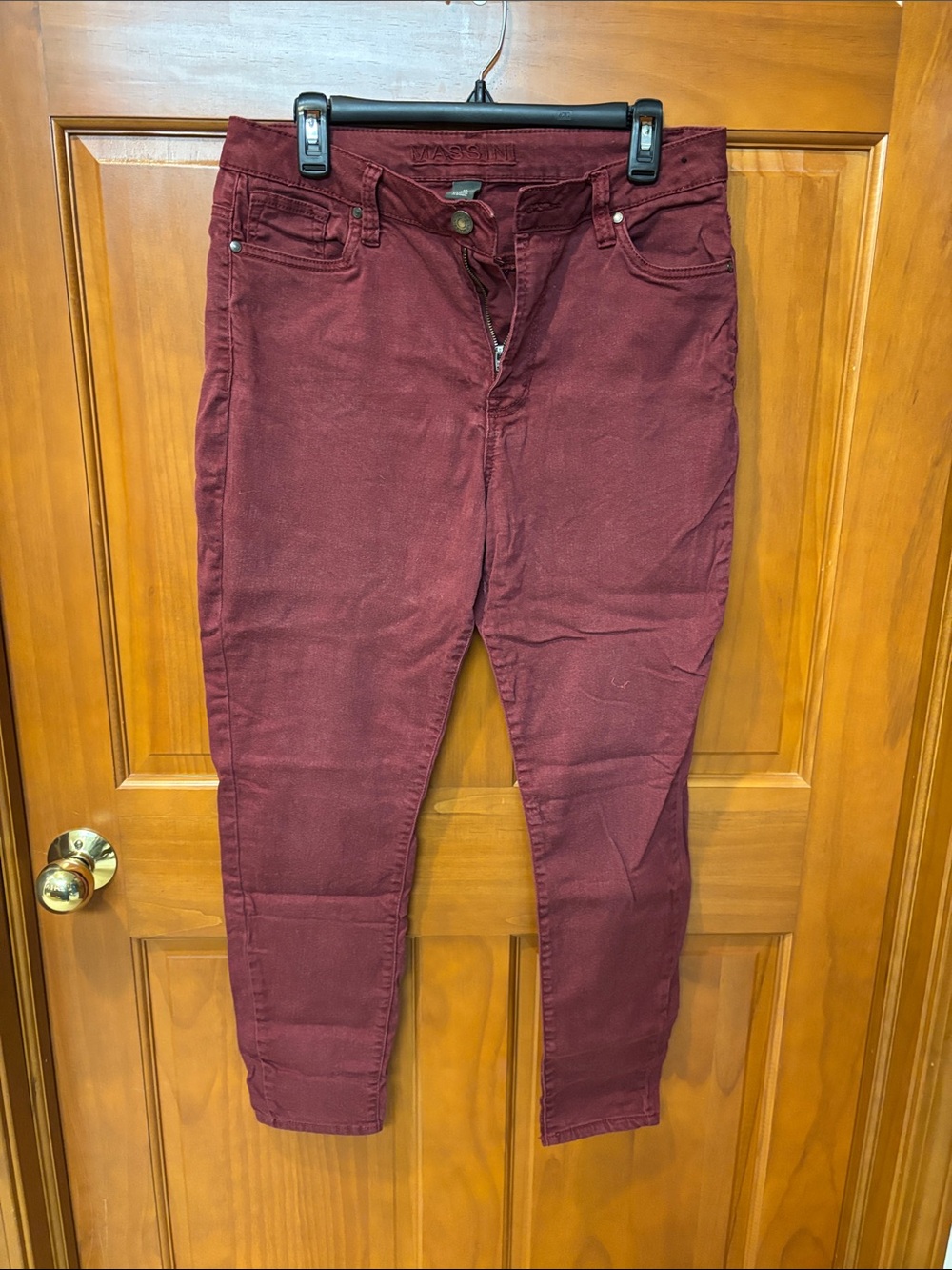 Massini Women's Burgundy Skinny Jeans